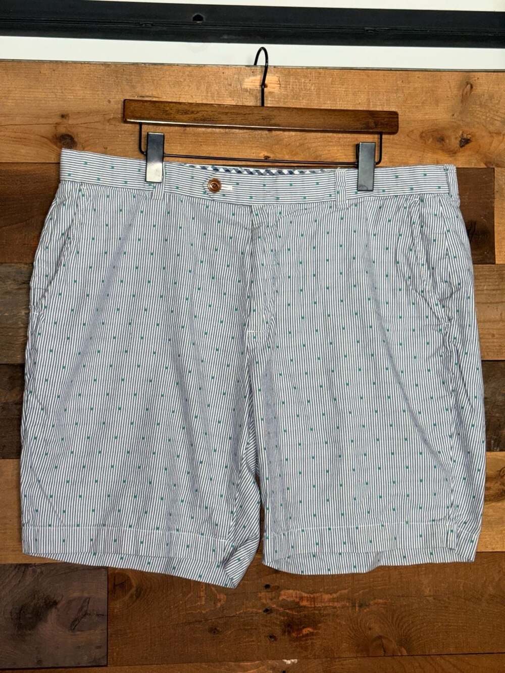 Brooks Brothers Men's 100% Cotton Striped Shorts  0734 Size 40